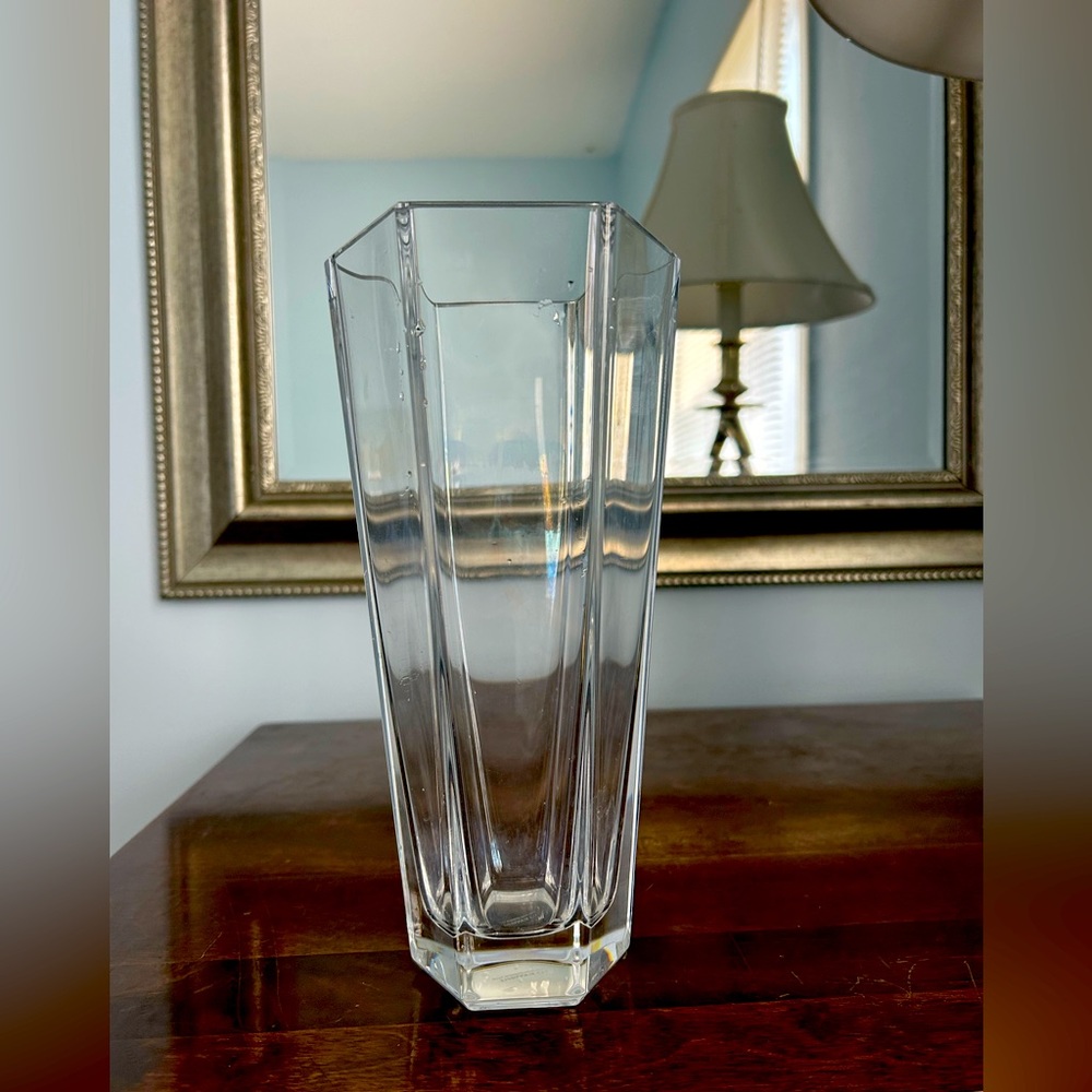 Tiffany @Co Hexagon Vase, etched with “Fl Wright FDN 1986” Authentic